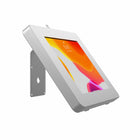 Support incurvé et support mural compatible VESA CTA Digital pour boîtiers de tablette Paragon - Argent-Support en métal avec finition argent mate durable