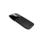 Microsoft Souris Arc Touch sans fil, noir-Servez-vous en n'importe où, même sur une surface rude en bois ou sur un tapis, grâce à la technologie BlueTrack (ne fonctionne pas sur les surfaces vitrées ou en miroir)