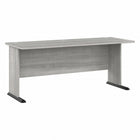 Bush Business Furniture - Bureau d'ordinateur 72 po l Studio A - gris platine-Le bureau d'ordinateur 72 po L x 27 po P x 30 po H offre un design de qualite commerciale avec un style contemporain qui convient parfaitement au divertissement et au travail