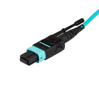 StarTech - Câble à fibre optique MPO/MTP avec OM3, 40Gb et Push/Pull-Tab, 10 m/30 pi. (MPO12PL10M)-Optimisez l’accessibilité et installez ou retirez les connecteurs d’une seule main à l’aide des languettes po push-and-pull