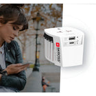 SKROSS - Adaptateur de Voyage Monde MUV USB (AC) - Blanc-Présenté sous une forme compacte, il peut être utilisé dans plus de 220 destinations