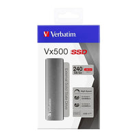 Verbatim – Disque SSD externe Vx500, USB 3.1 gén. 2, 240 Go, graphite (47442)-Connectivité USB 3.1 gén. 2 pour un transfert de données à grande vitesse et des performances optimales (Pour une utilisation optimale avec un port / câble USB 3.1 gén. 2 ou port / câble Thunderbolt™ 3. Vitesses de transfert basées sur des données internes en mode UASP et BOT)