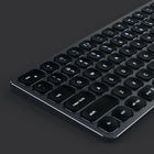 Satechi - Clavier Bluetooth compact retroeclaire pour Mac-Touches retro-eclairees