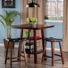 Winsome – Table haute Orlando 3 pièces avec 2 tabourets de style selle (94362)-Dimensions de la table : 33,86 (larg.) x 33,86 (prof.) x 36,06 (haut.) po, dimensions de la chaise : 17,48 (larg.) x 14,49 (prof.) x 24,84 (haut.) po
