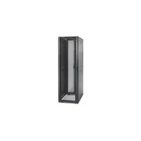 APCMD – Enceinte NetShelter AR3100 SX, avec étagères latérales-Les grandes fentes sur le toit sont dotées de bandes de brosses pour faciliter le passage des câbles et une ventilation adéquate