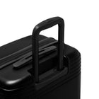 Bugatti - Ensemble de 3 valise rigide ABS - Noir-Intérieur doublé emblématique avec panneaux de séparation bien pensés, poche pratique et sangles de serrage pour garder le contenu organisé et en place.