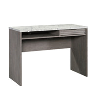 Sauder 43"W La Collection East Rock Bureau - Finition Ashen Oak-Spacieux plan de travail.