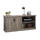 Sauder - 433681 La Collection Aspen Post Crédence - Finition Pebble Pine-L'étagère réglable de l'imprimante est coulissante pour un accès facile.