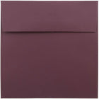 JAM Paper Enveloppes carrées format invitation avec fermeture gommée, 8 1/2 x 8 1/2 po, bourgogne, 100/paquet-Bourgogne