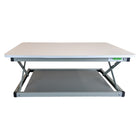 Uncaged Ergonomics - Support de bureau assis-debout Mini Changedesk - Blanc-4 Réglages de la hauteur : 4 réglages de la hauteur blocables de façon sécuritaire, pour une posture optimisée