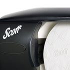Scott - Rouleau de papier hygiénique standard grande capacité Scott Pro - avec design rehaussé - 2 épaisseurs - blanc - paquet de 36-Le format de mandrin amélioré produit moins de déchets tout en améliorant l’utilisation des rouleaux