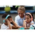 Planet Buddies - Écouteurs sans fil pour Enfants - Bleu/Blanc (Manchot)-Qualité sonore supérieure : Des écouteurs pour enfants avec des pilotes de 40 mm, garantissant à vos enfants la meilleure expérience sonore. L'alternative parfaite aux haut-parleurs d'ordinateur peut également être utilisée avec les tablettes, les téléphones et les ordinateurs portables pour enfants.