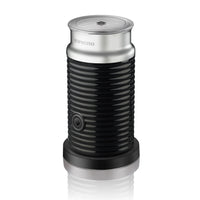 Nespresso - Mousseur à lait Aeroccino 3 - Noir-Capacité maximum pour la préparation de mousse de lait : 120 ml/4 oz liq., capacité maximum pour la préparation de lait chaud : 240 ml/8 oz liq