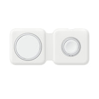 Apple - Chargeur double Magsafe-Compatibilité iPhone :  iPhone 12 Pro, iPhone 12 Pro Max, iPhone 12 mini, iPhone 12, iPhone 11 Pro, iPhone 11 Pro Max, iPhone 11, iPhone SE (2e génération), iPhone XS, iPhone XS Max, iPhone XR, iPhone X, iPhone 8, iPhone 8 Plus