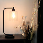 Simple Designs - Lampe de bureau à incandescence, noire (LD1036-BLK)-Utilise 1 ampoule de type A, base moyenne, 40 W (en sus)