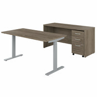 Bureau assis-debout 60 po avec crédence et classeur mobile Studio C de Bush Business Furniture - hickory moderne/hickory moderne-L’ensemble comprend : un bureau assis-debout électrique à hauteur réglable 60L x 30P, un bureau crédence 60L x 24P, et un classeur mobile à 3 tiroirs