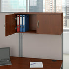 Bush Business Furniture – Poste de travail Office in an Hour, 65 larg. x 33 prof., avec rangement, cerisier (WC36492-03STGK)-Tous les composants sont conformes aux normes ANSI/BIFMA de sécurité et de rendement