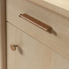 Sauder 66"W La Collection Whitaker Point Bureau Ministre - Finition Natural Maple-   Le tiroir à fichiers peut contenir des fichiers suspendus format Lettre ou Légal