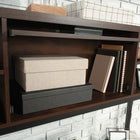 Sauder - La Collection Briarbrook Surmeuble - Finition Barrel Oak-Cadre en metal laque durable.