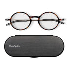 ThinOptics - Lunettes de lecture FrontPage Manhattan - Force +1,00 - Tortue avec étui noir Milano-Confort : Les lunettes de lecture ThinOptics sont légères comme une plume. Ils s’agrippent avec une légère pression et peuvent être déplacés vers le haut ou vers le bas de votre nez pour un ajustement et un confort optimaux.