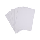 Staples – Papier à copies recyclé à 30 % - couleurs pastel - lettre - 8 1/2 po x 11 po - gris - 500 feuilles-Papier pour copies offert dans un arc-en-ciel de couleurs populaires.