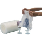 Rouleau d’emballage à bulles auto-adhérentes Staples, 12 po x 40 pi x 3/16 po, transparent-Non adhésif, ne laisse aucun résidu