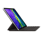 Apple Smart Keyboard Folio pour iPad Pro 11 po (4ᵉ génération) et iPad Air 11 po (M2) - Français (Canada)-Ouvrez et déplacez votre iPad Pro et iPad Air vers l'un des deux angles de vision idéaux pour tout ce que vous faites