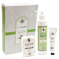 La Maison du Savon de Marseille Coffret Cadeau Soins Mains et Corps Amande de Provence-Le coffret cadeau contient une crème mains de voyage 30ml à l'Amande Douce, un lait corporel au Lait d'Anesse et à l'Amande Douce et un savon au lait d'ânesse à l'Amande Douce