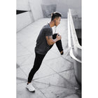 JBL - Endurance Run 2 Wired Écouteurs de sport filaires étanches - Noir-Les embouts aimantés vous permettent de ranger vos écouteurs facilement après utilisation