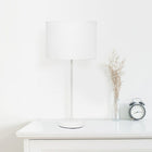 Lampe Simple Stick blanche avec abat-jour en tissu, blanc-11  po x 11  po x 22.4   po