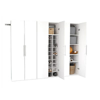 Prepac Ensemble de rangement J HangUps de 90 po - 3 pièces, blanc-L’ensemble J comprend : une armoire à chaussures de 30 po (WSSW-0720-2K) comportant une tablette fixe supérieure avec séparateur central (0,75 po d’épaisseur) et 30 compartiments individuels assez grands pour accueillir une paire de chaussures de pointure 13 pour homme, deux armoires de rangement de 30 po (WSCW-0707-2K) dotées de trois tablettes de hauteur réglable et d’une tablette fixe (0,75 po d’épaisseur) avec séparateur central