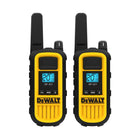 Dewalt - Heavy Duty DXFRS800 GMRS Talkie-walkie avec casque de surveillance – Lot de 2-Livré avec 2 radios DXFRS800, un chargeur à 2 ports et 2 casques de surveillance Push to Talk (PTT) et un bouton de commande vocale (VOX).