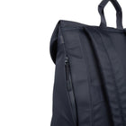 Gry Mattr - Sac à dos mince pour l’aventure - Bleu marine-Compartiment intérieur rembourré pour ordinateur portatif de 15 po ou moins