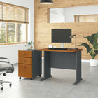 Bush Business Furniture - Bureau 36 po avec classeur mobile Cubix de, cerisier naturel/ardoise-Le fini en stratifié thermofusionné protège le meuble contre les rayures et les taches