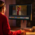 Apple - Mac mini - M2 Pro -16 Go - 512 Go SSD - Argent-Prise en charge simultanée de trois moniteurs : Deux moniteurs d’une définition allant jusqu’à 6K à 60 Hz via Thunderbolt et un moniteur d’une définition allant jusqu’à 4K à 60 Hz via HDMI