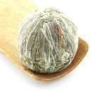 Tao Tea Leaf - Thé de floraison, comprend 6 thés de floraison-Ces créations artistiques sont des feuilles de thé, fleurs et herbes cousues ensemble à la main. Chaque floraison est aussi unique que vous et moi