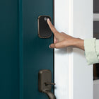 Yale - 450 Assure Lock 2 Touch avec Bluetooth - Sans clé - Bronze-Profitez d'un accès sans clé sécurisé pour votre famille, vos amis, votre promeneur de chiens, votre gardien de maison et plus encore