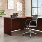 Sauder 45"W La Collection Affirm Retour de Bureau - Finition Classic Cherry-  Le retour peut être fixé sur le côté gauche ou droit du Bureau 426276 de 72x24 po, Bureau 426279 de 72x30 po, Bureau de Direction Arrondi 426285 de 72x36 po