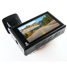 Cobra - Camera de bord SC 200D double vue noire-Carte SD de 16 Go incluse : la carte SD de 16 Go incluse vous permet de demarrer l'enregistrement des l'ouverture de la boîte.