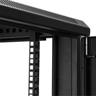 StarTech® Bâti de serveur, boîtier de 31 po de profondeur, 12U (RK1233BKM)-Les trous de montage à l’avant et sur les côtés pour convenir à différents types d’équipement