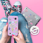 Canal Toys Createur d'Auto-Portrait-Une feuille d'autocollants d'icônes amusants est comprise pour décorer tes photos imprimées ou les apposer sur ton téléphone, ordinateur ou autre appareil.