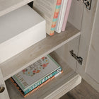 Sauder Miscellaneous Storage Bibliothèque avec portes - 5 tablettes - 69.76" H - Finition Chalked Chestnut (426310)-145 distribué équitablement