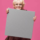 LEGO Classic - Plaque de base grise Ensemble de construction - 1 pièce-Conçu pour un jeu créatif - Il mesure plus de 38 cm, ce qui donne beaucoup de place pour les projets de construction et les expositions des enfants