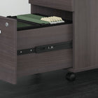 Bush Business Furniture – Bureau Studio C, 60 lar. x 30 prof. (po), classeur mobile, gris tempête STC014SG-Les classeurs mobiles se verrouillent pour protéger vos documents de format lettre, légal et A4 à l'aide d'un tiroir à dossiers coulissant sur des glissières à roulement à billes pleine extension lisses