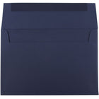 JAM Paper Enveloppes format livret à fermeture gommée, 5 1/2 x 8 1/8 po, bleu marine, 100/pqt-Taille : A8 (5 1/2 x 8 1/8 po)