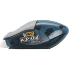 BIC - Ruban de correction Wite-Out EZcorrect Grip - 10,2 m - Paquet de 2-Réécrivez ou saisissez vos corrections instantanément grâce à ce ruban correcteur blanc, qui ne requiert aucun temps de séchage, ne bave pas et ne goutte, pas, et vous permet ainsi de gagner du temps pendant votre journée de travail