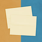 JAM Paper Enveloppes pour livrets Strathmore au fini vélin avec fermeture gommée, 4 3/8 x 5 3/4 po, ivoire, paquet de 1000-Fermeture : Gomme