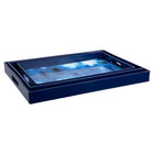 CTG – Ensemble de plateaux de service décoratifs, ensemble de 3, bleu-Design: chaque plateau présente des finis imprimés indigo à la mode et uniques dans une peinture à l'eau contrastante qui embellira tout décor intérieur