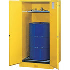 JustriteMD – Armoire rangement vertical pour barils, 2 portes fermeture automatique, tiroir coulissant, 34 x 34 x 65 po, 425 lb-Entreposez un ou deux barils de 30 à 55 gallons en toute sécurité