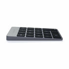 Satechi Slim clavier sans fil - Gris sidéral-La charge dure jusqu'à deux semaines et un temps de charge de 1 à 2 heures